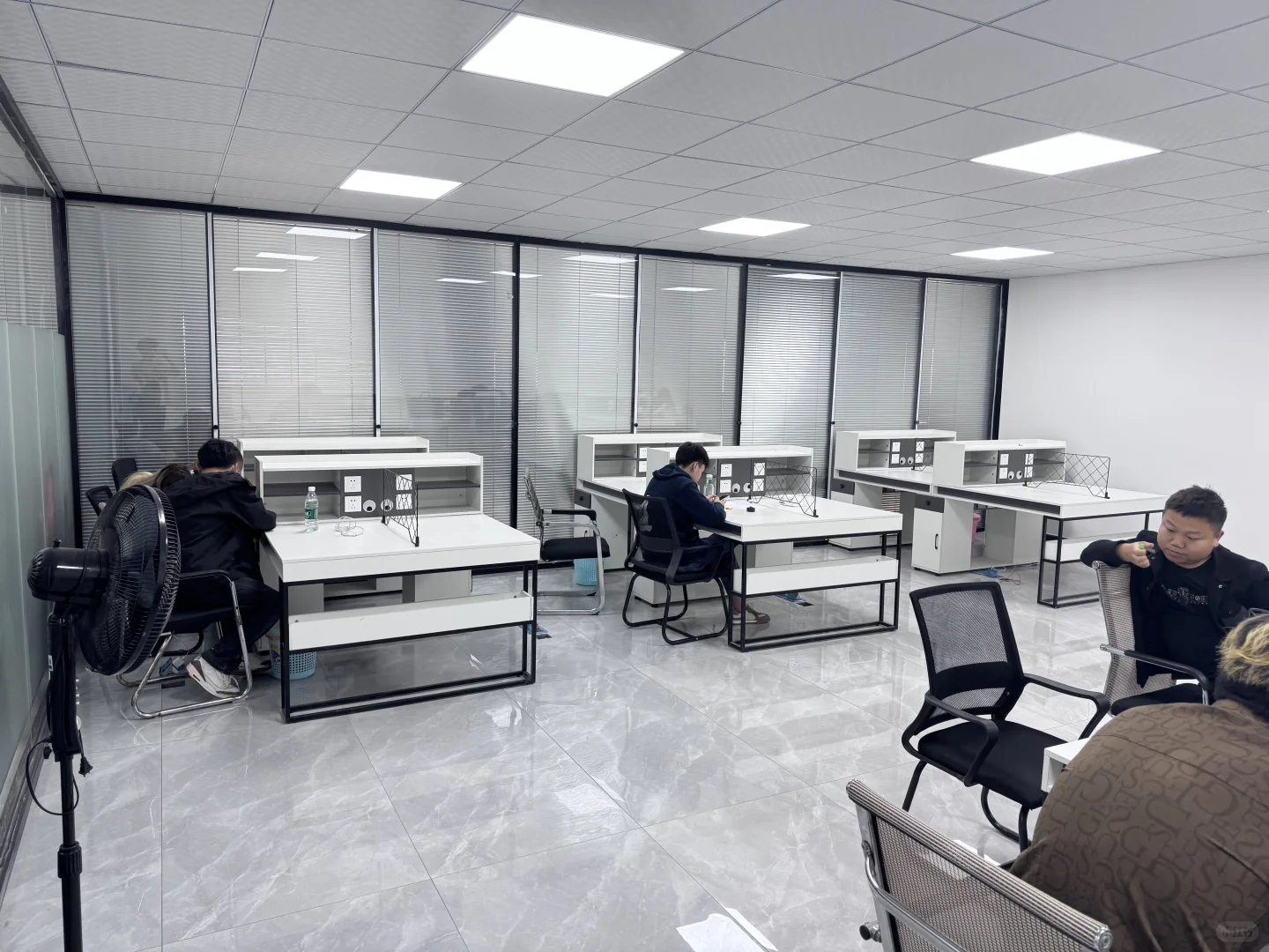 东莞东坑招聘办公室人事文员