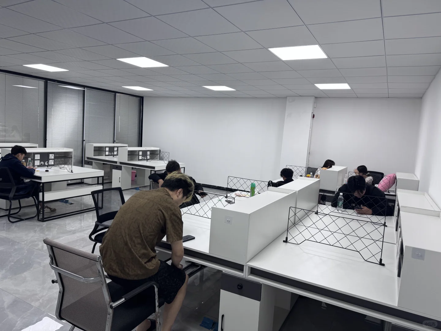 东莞东坑招聘办公室人事文员