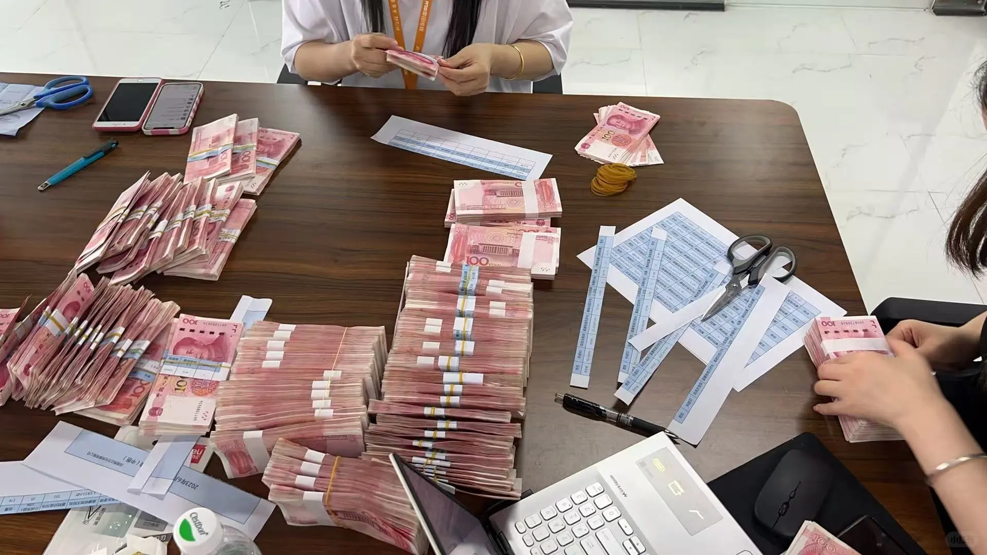 招人招人！！！内容简单，不加班不销售