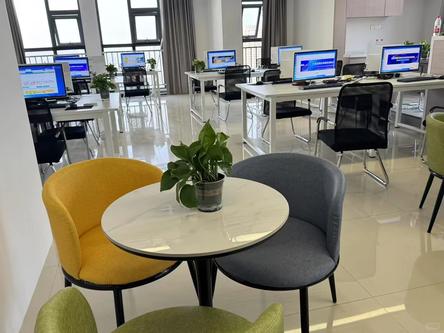 初创公司招人啦～ 初创公司真的不要太爽，上