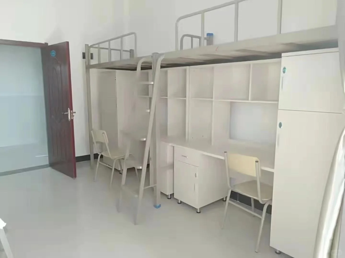 可周结好工作无责底薪6000