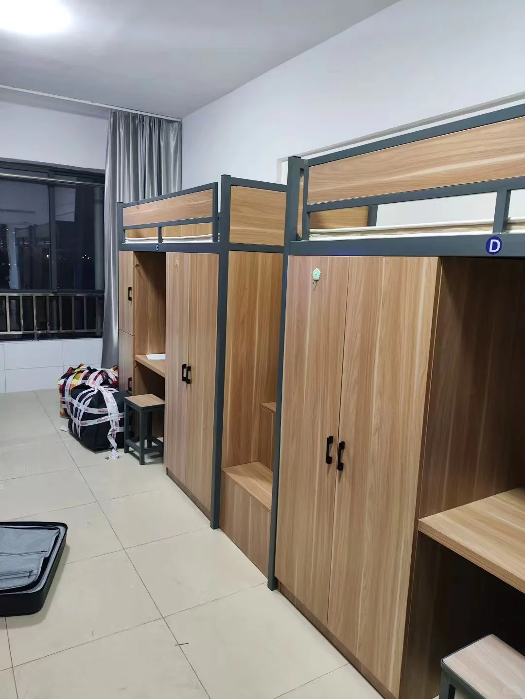 盛合晶微：半导体界的“独角兽”上二休二！