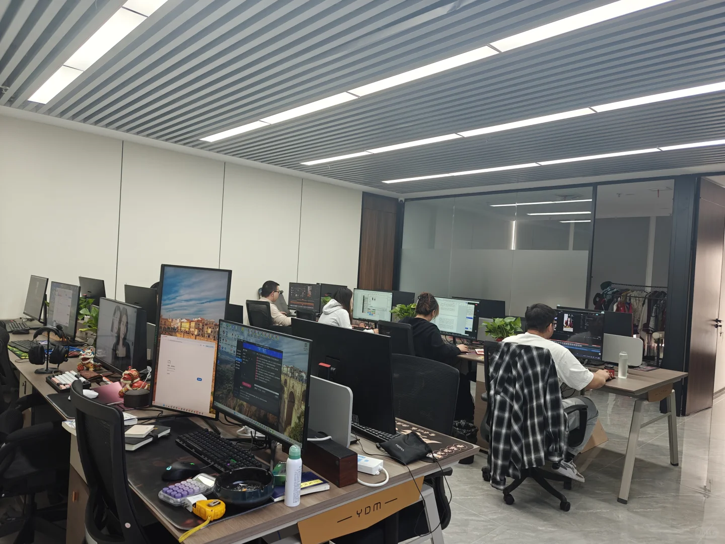 招万柏林的上班搭子