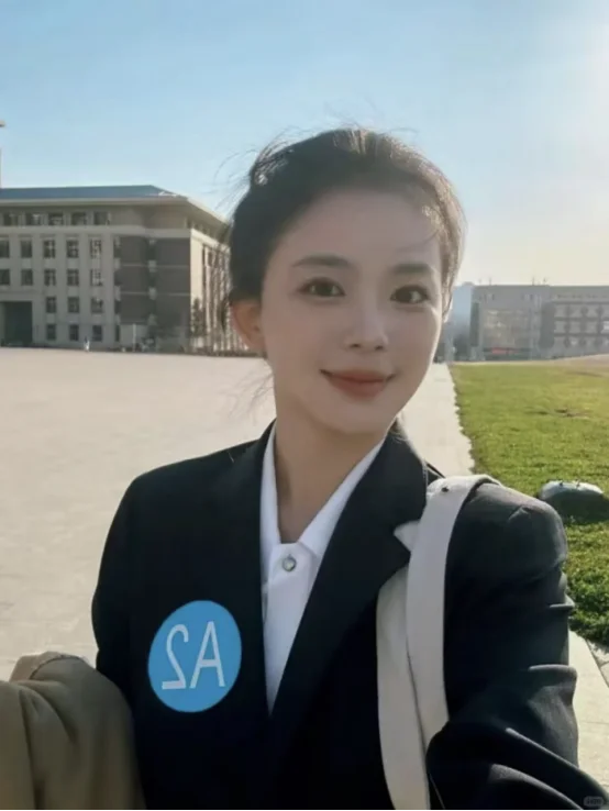 没太大本事，就是大四顺利考上教师编了！！