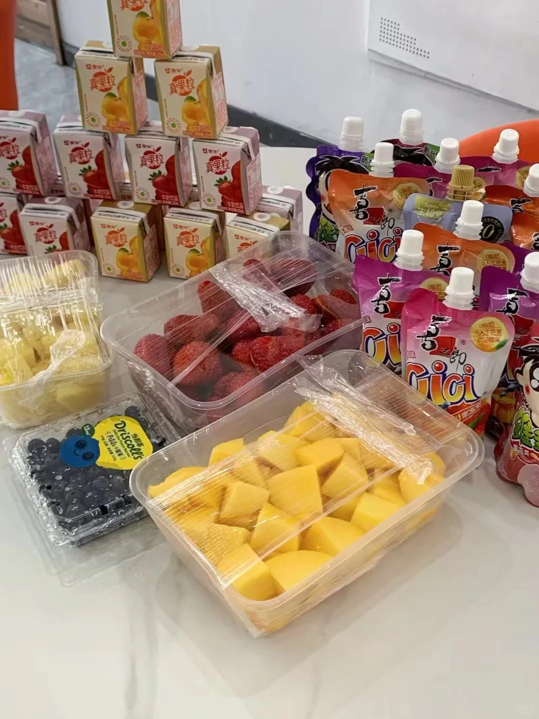 急❗急需两个行政前台❗