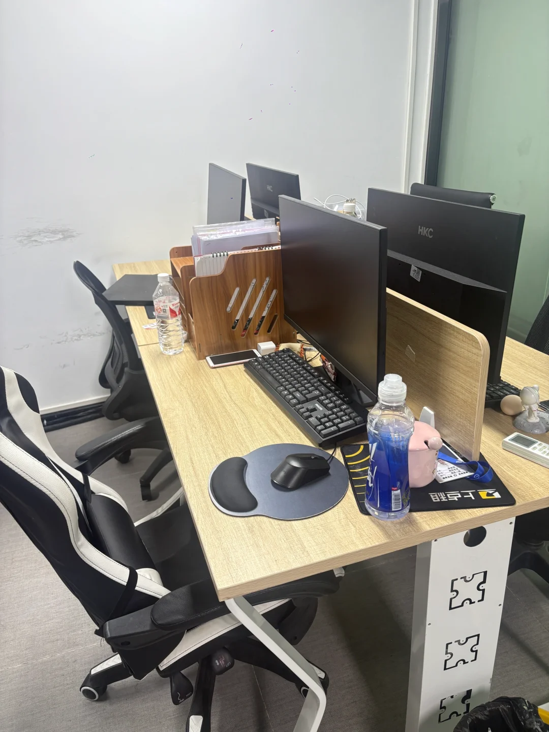 找工作的来 工位已备好 无经验可培训