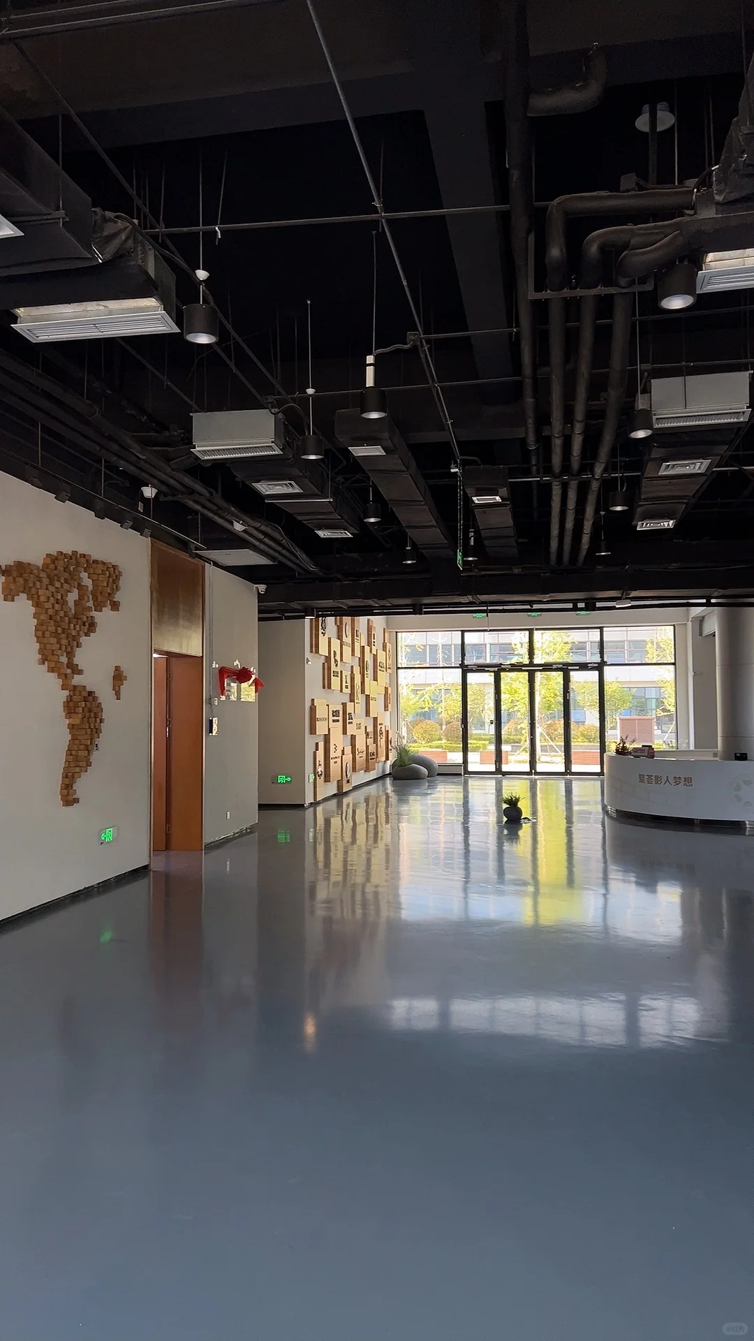 工作还是要选个舒服的工作环境对吧？