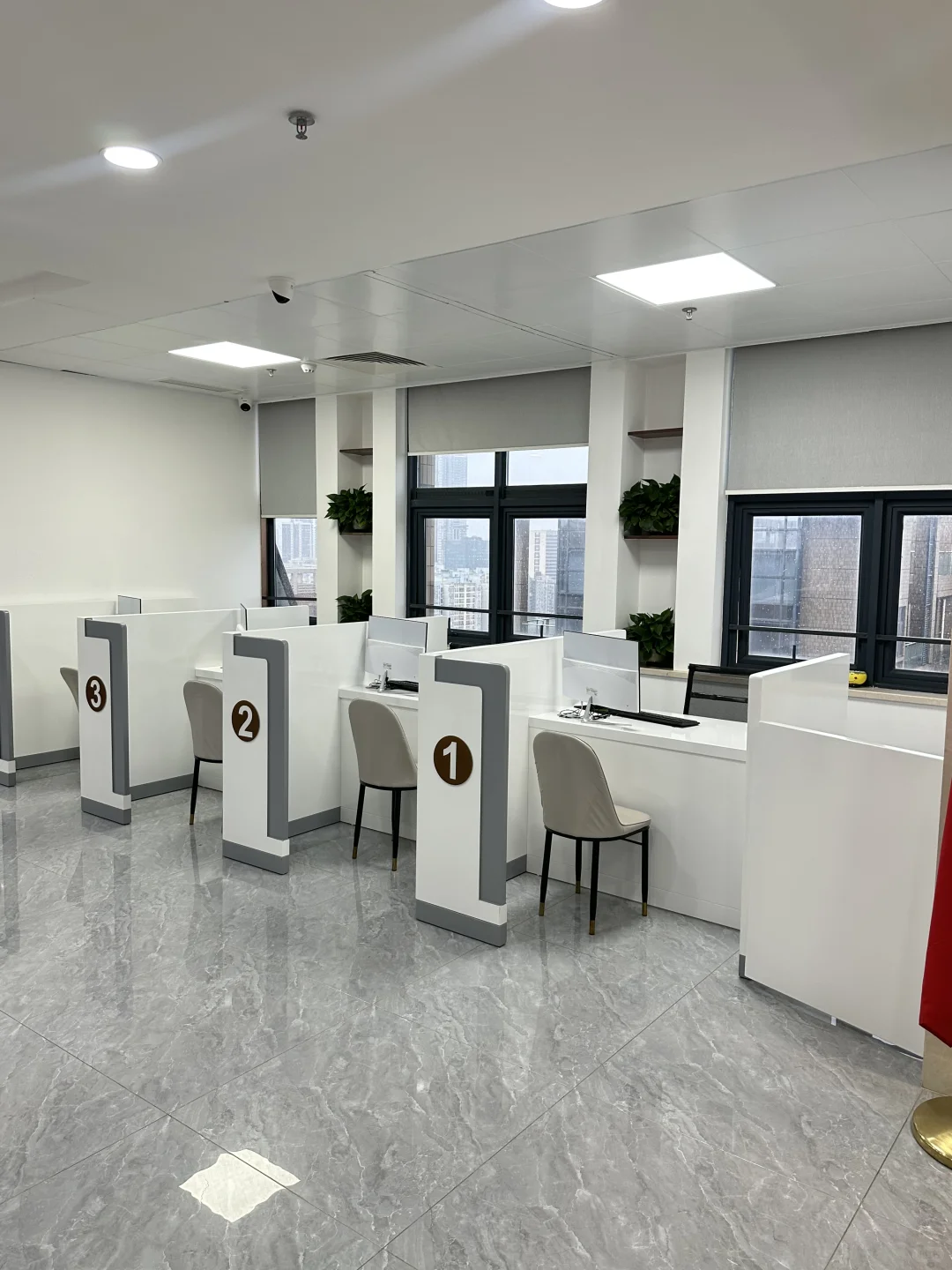 东莞南城 底薪4500➕双休