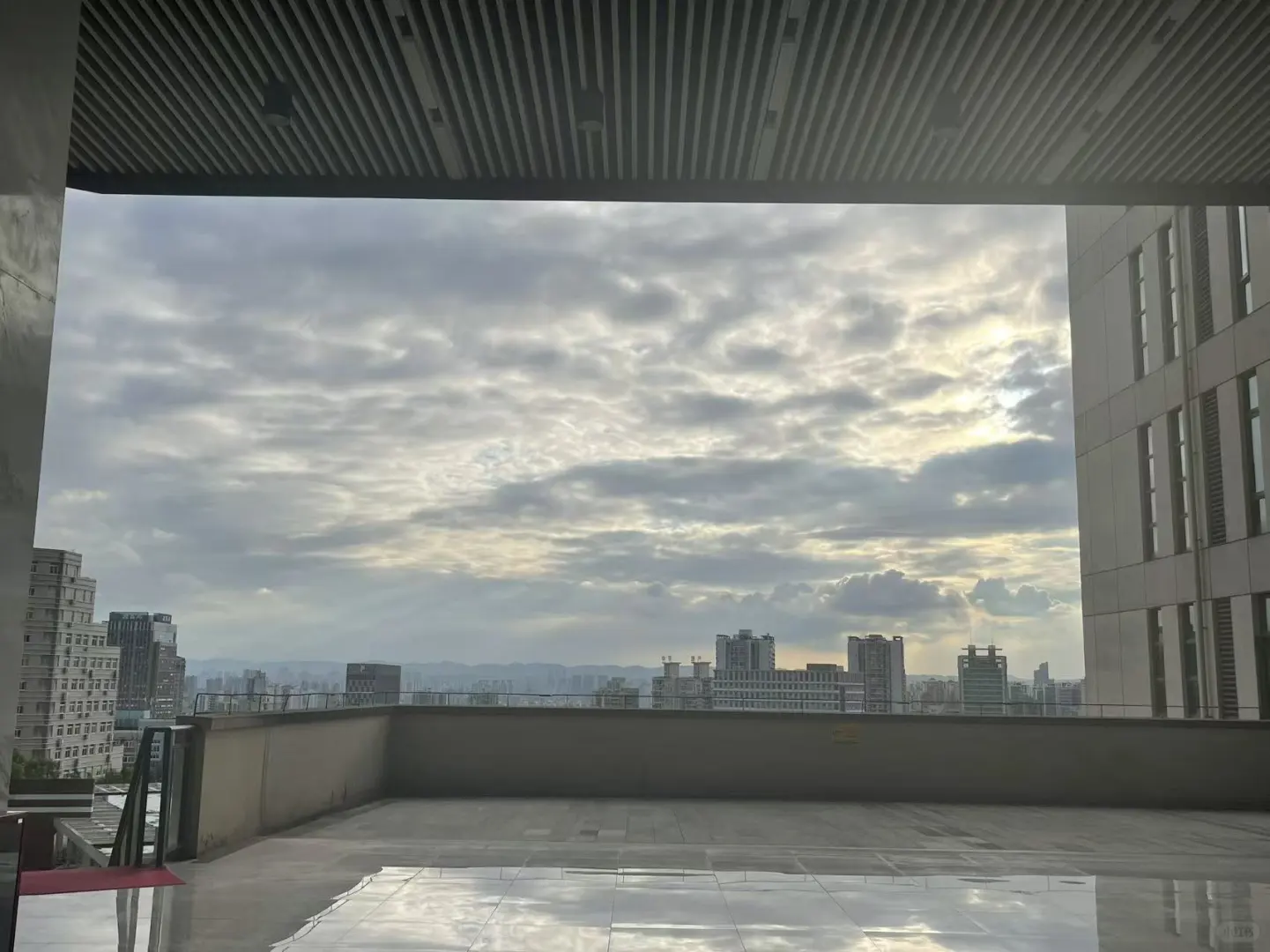 重庆工商大学 Perfect 你们觉得呢