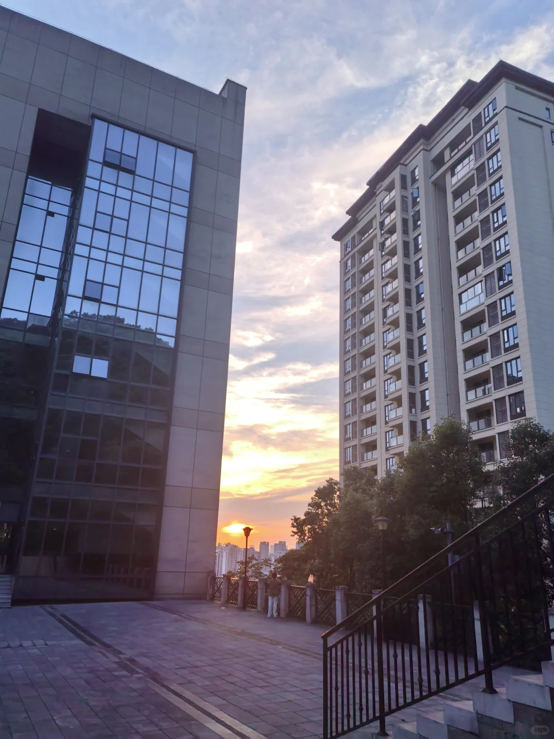 重庆工商大学 Perfect 你们觉得呢