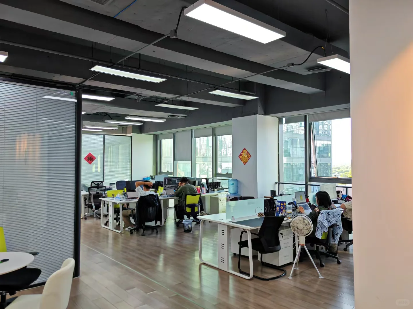 朋友公司给推荐，打散工的请忽略