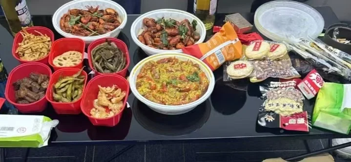 国贸招聘啦 早九晚六不加班