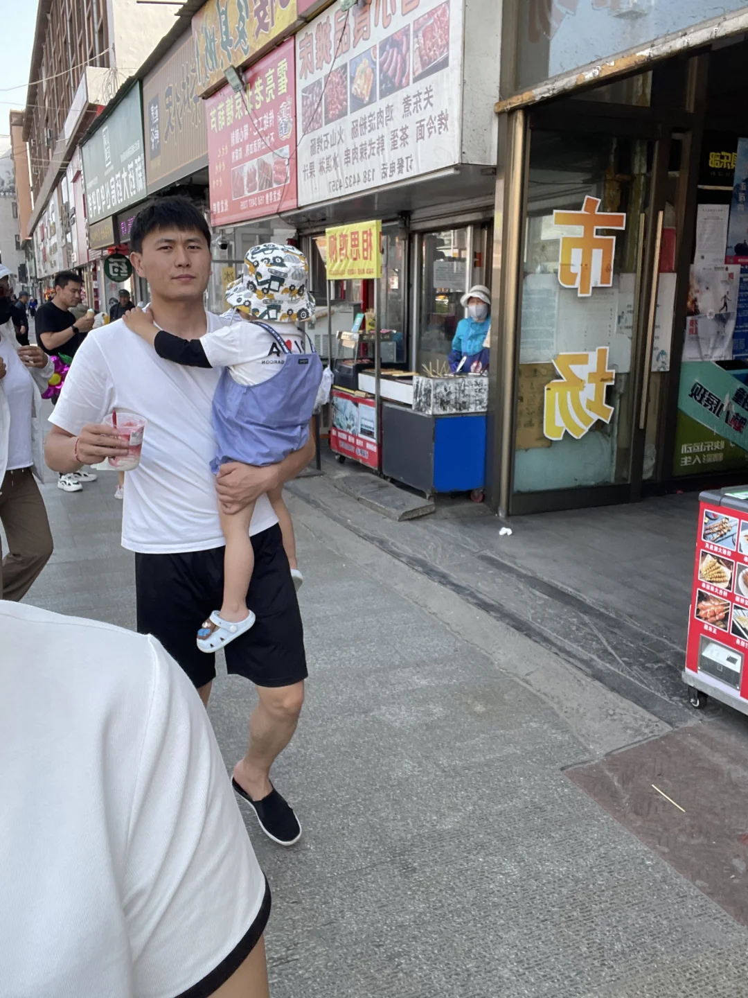 学校招聘文化课老师、德育干事！