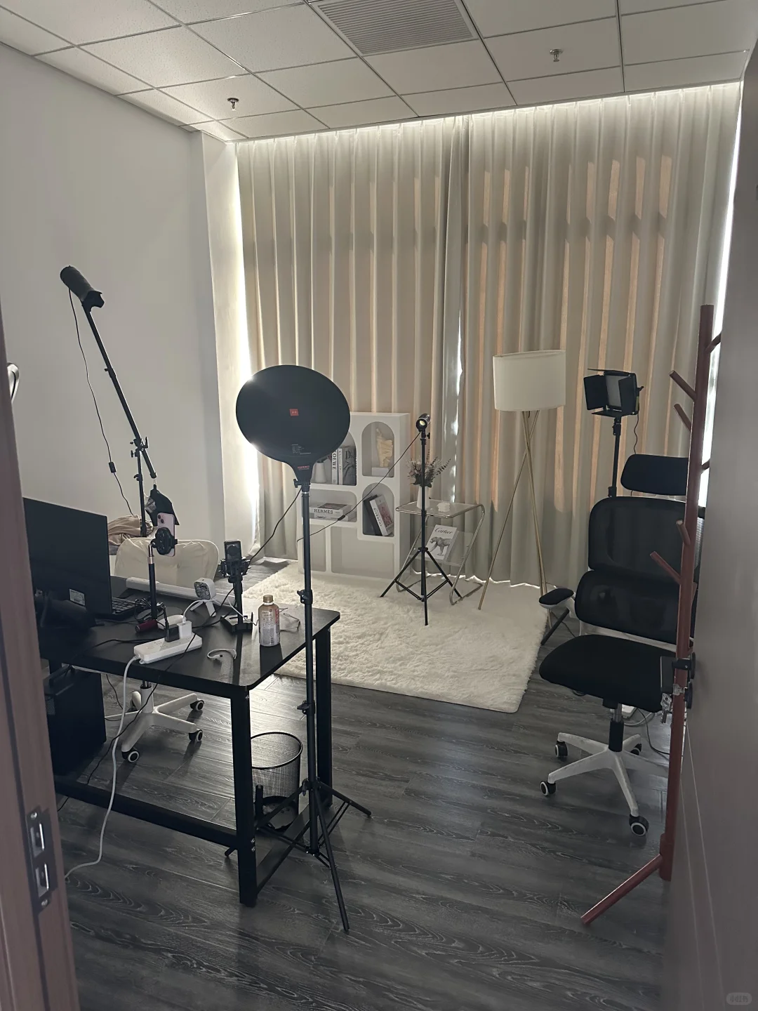 新公司，大学城附近，招人