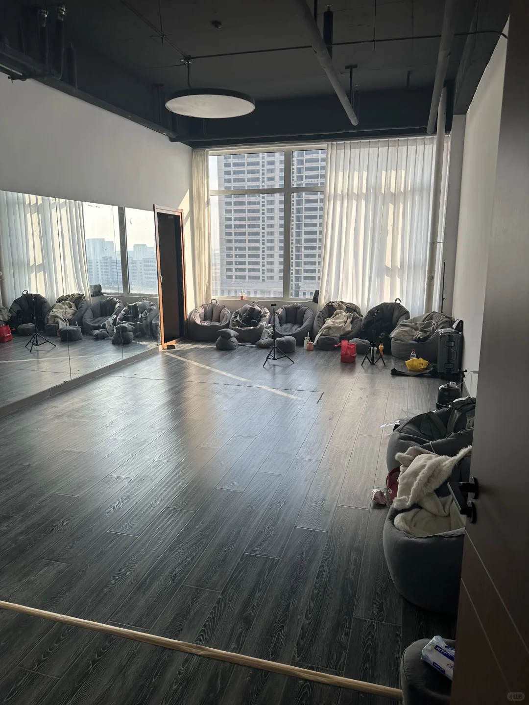 新公司，大学城附近，招人