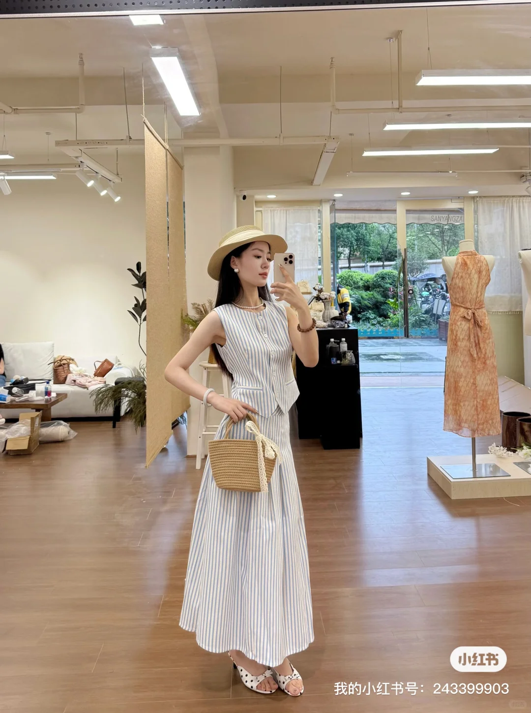 成都女装店招周末兼职～