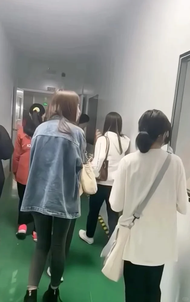 罗源坐班200一天包吃住四人间