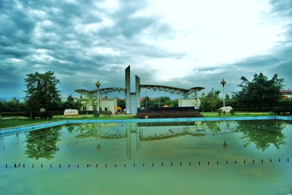 想报考成都信息工程大学吗