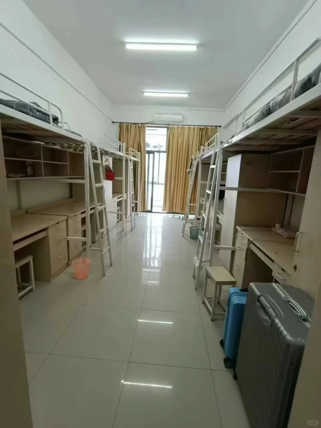 招工！！！暑假工长期工！！！大量要人！！！！