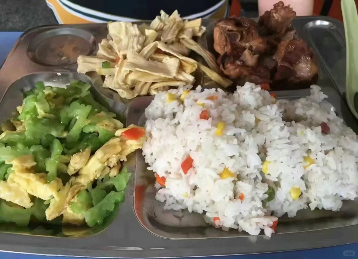 招工！！！暑假工长期工！！！大量要人！！！！