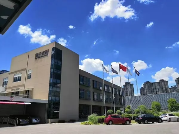🔥 美企工厂急招！五险一金+包吃住+免费健身