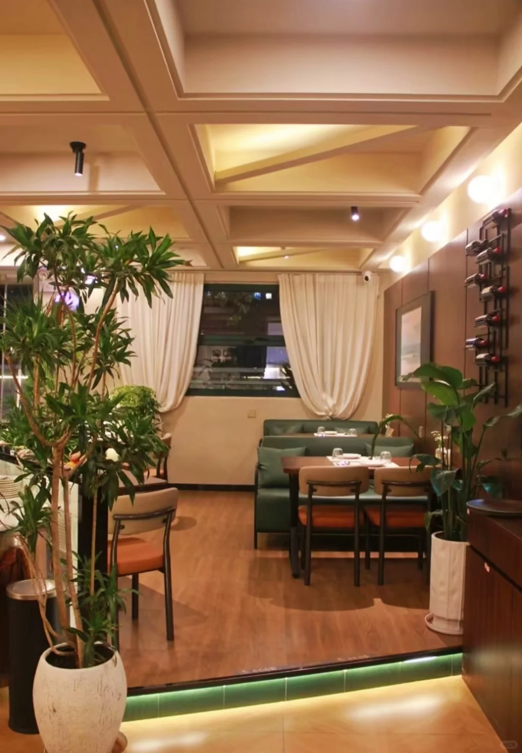 🌟【急聘店员】加入我们，一起点亮美好日