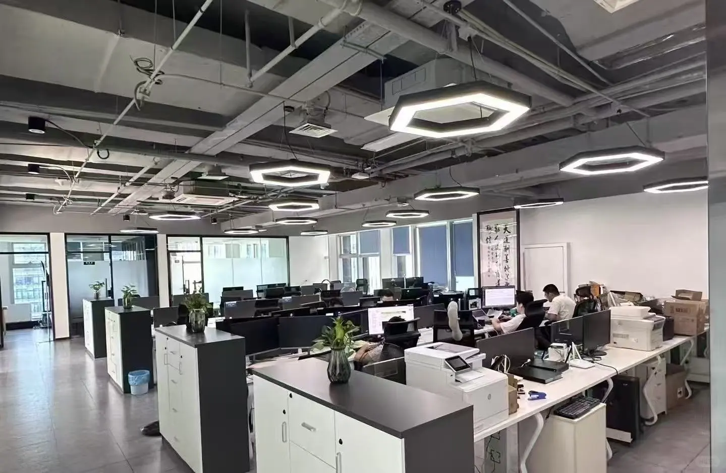 急聘急聘薪资过万 上不封顶