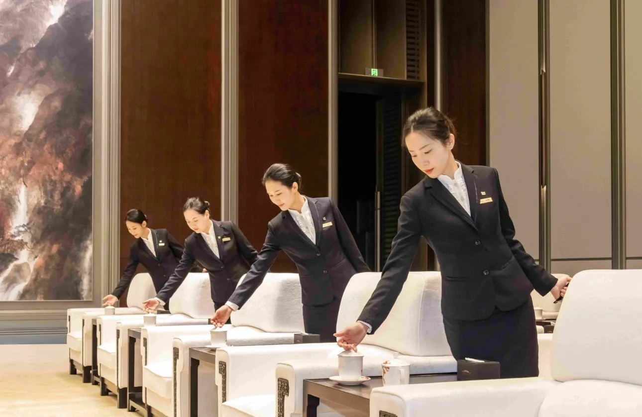 北京国企招聘会议服务专员 双休 ~