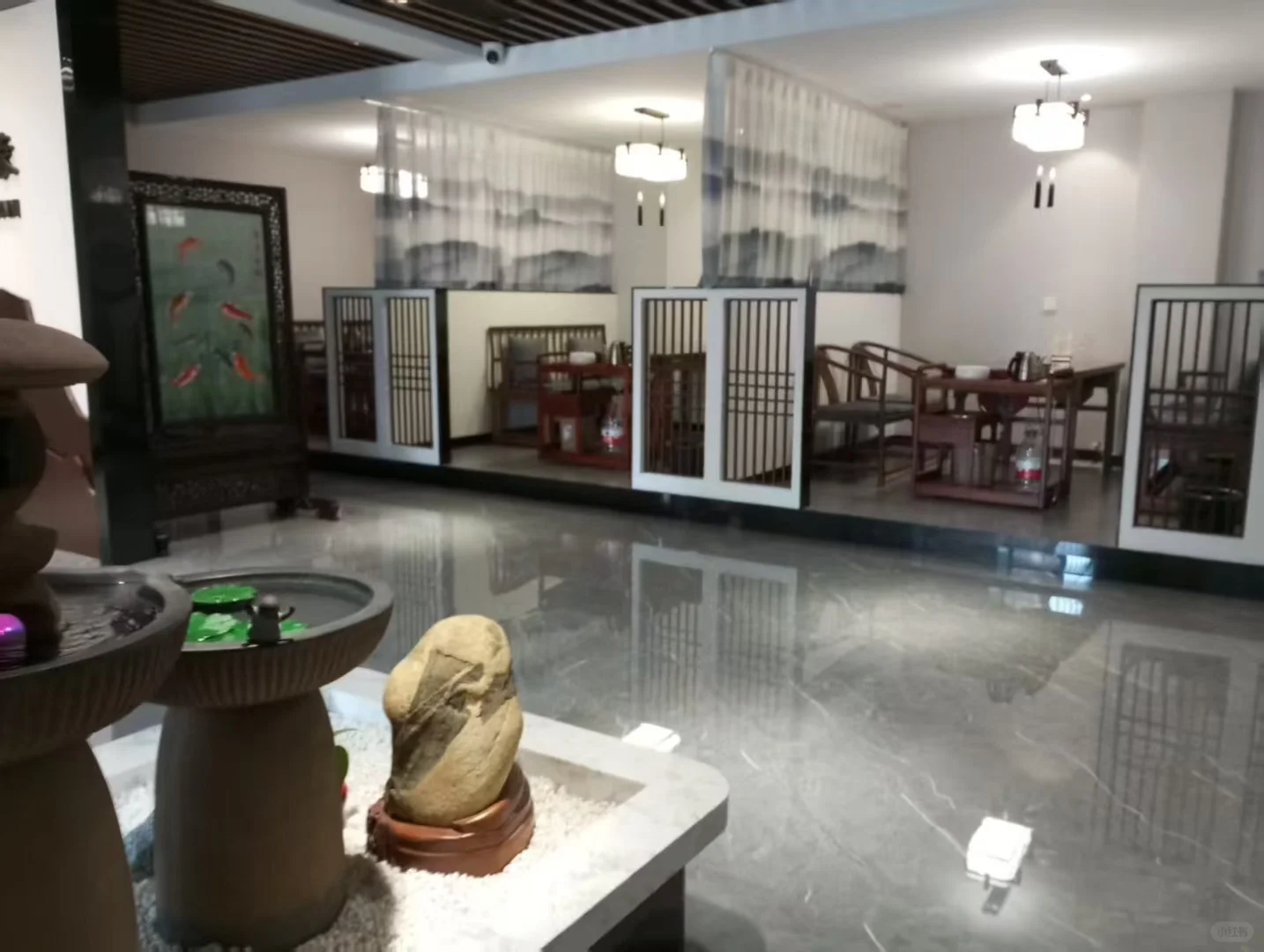招聘前台，轻松自由