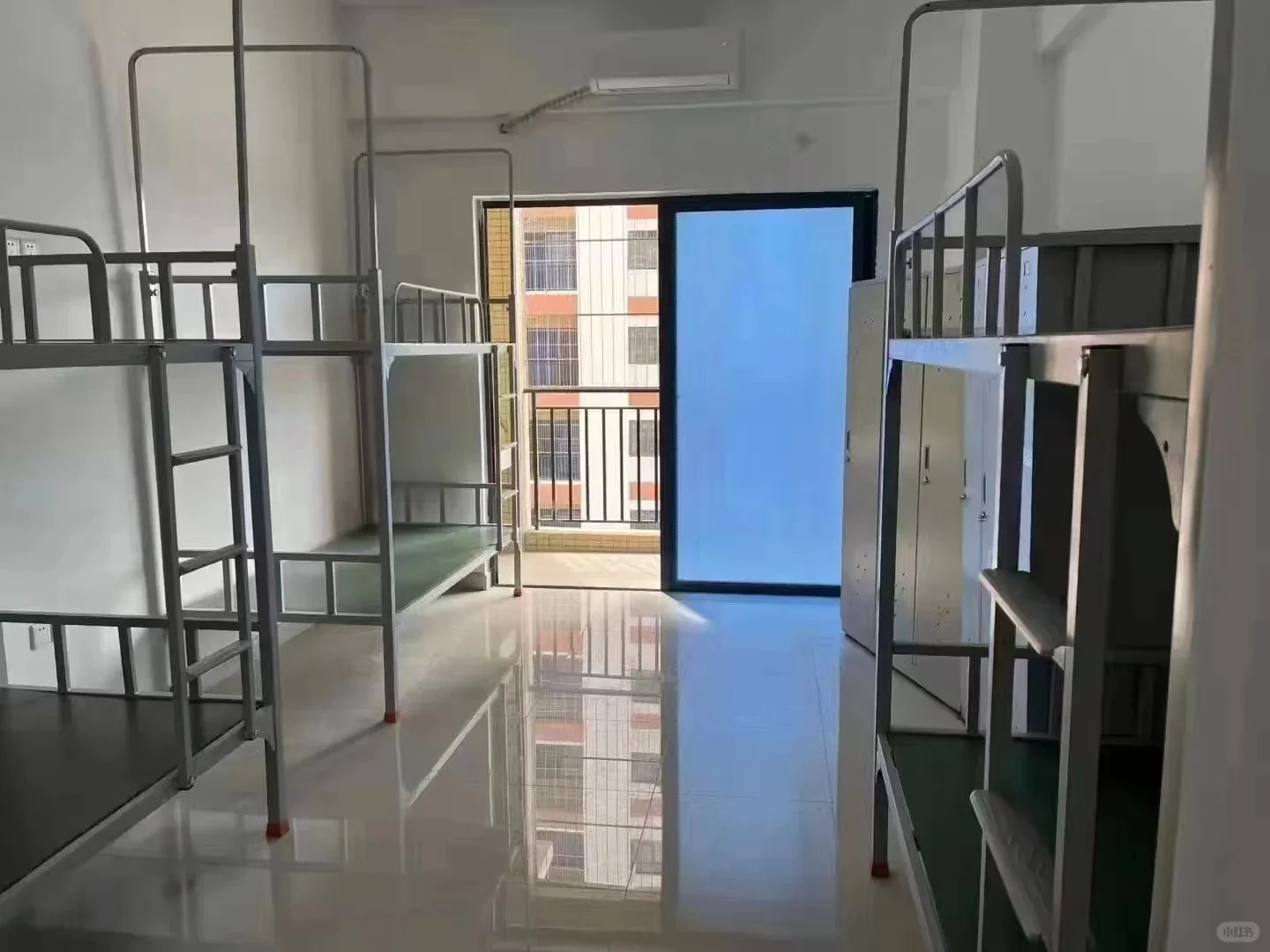 正式工/临时工 260一天包吃住可短期