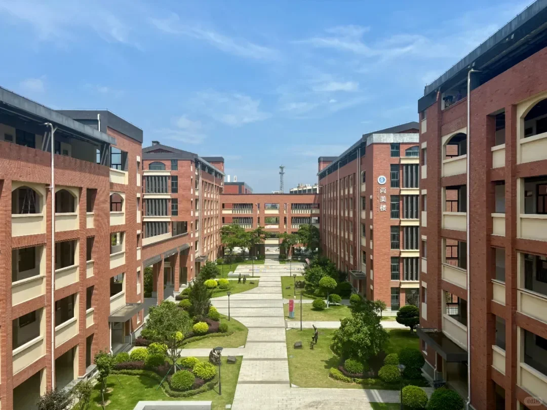 福州招聘7名教师，120元/课时，食堂+宿舍