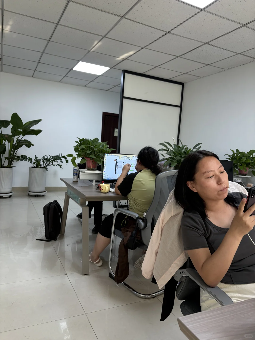 不销售客服朝九晚五按时发薪4500-7500