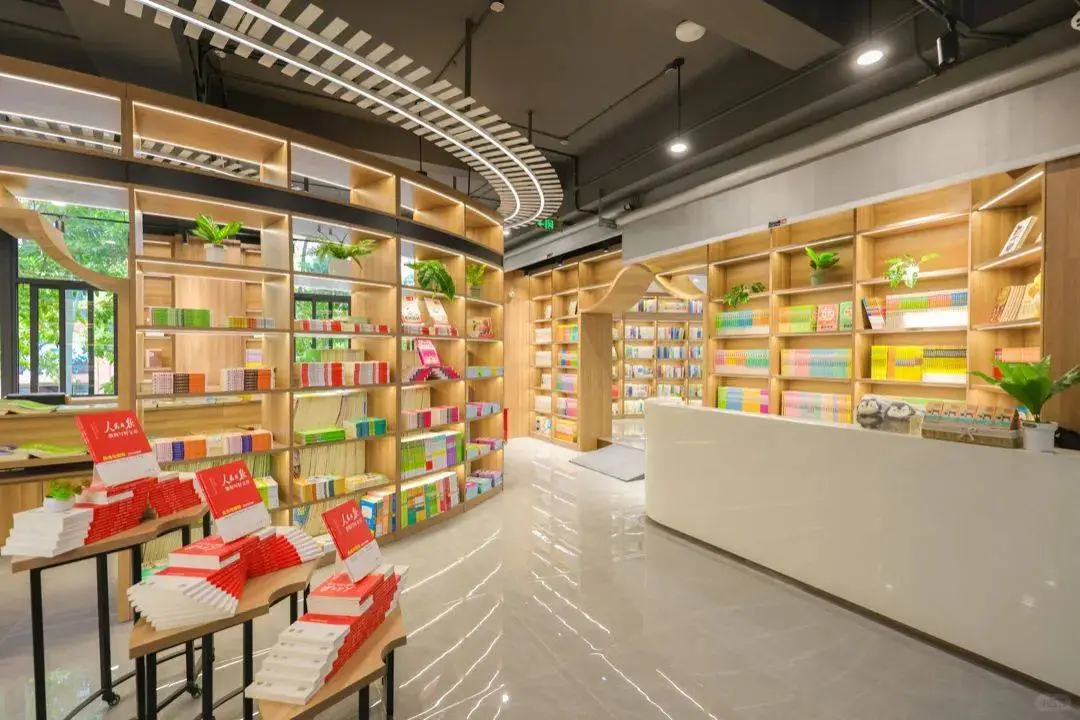 漳州市新华书店，招聘业务员，五险二金！