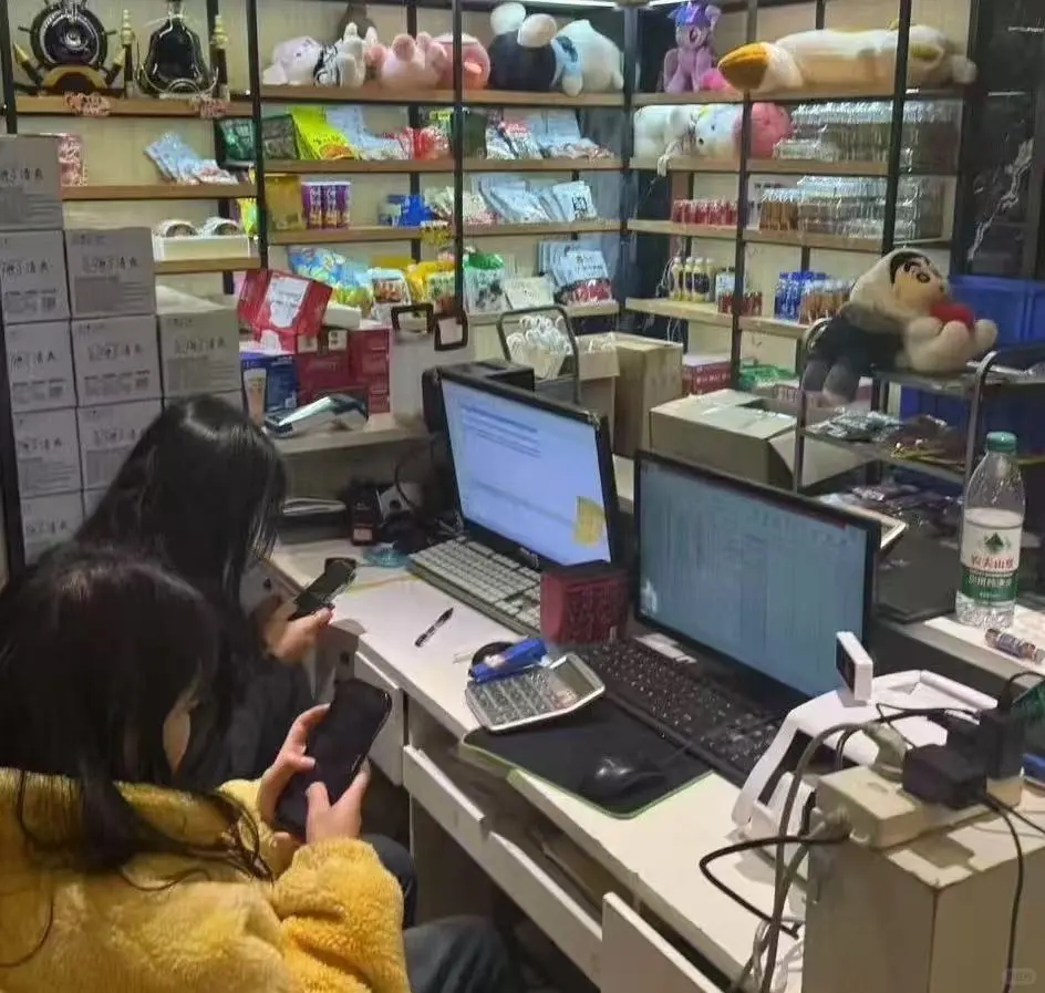 新店开业招聘收银员无责底薪4800＋包吃住