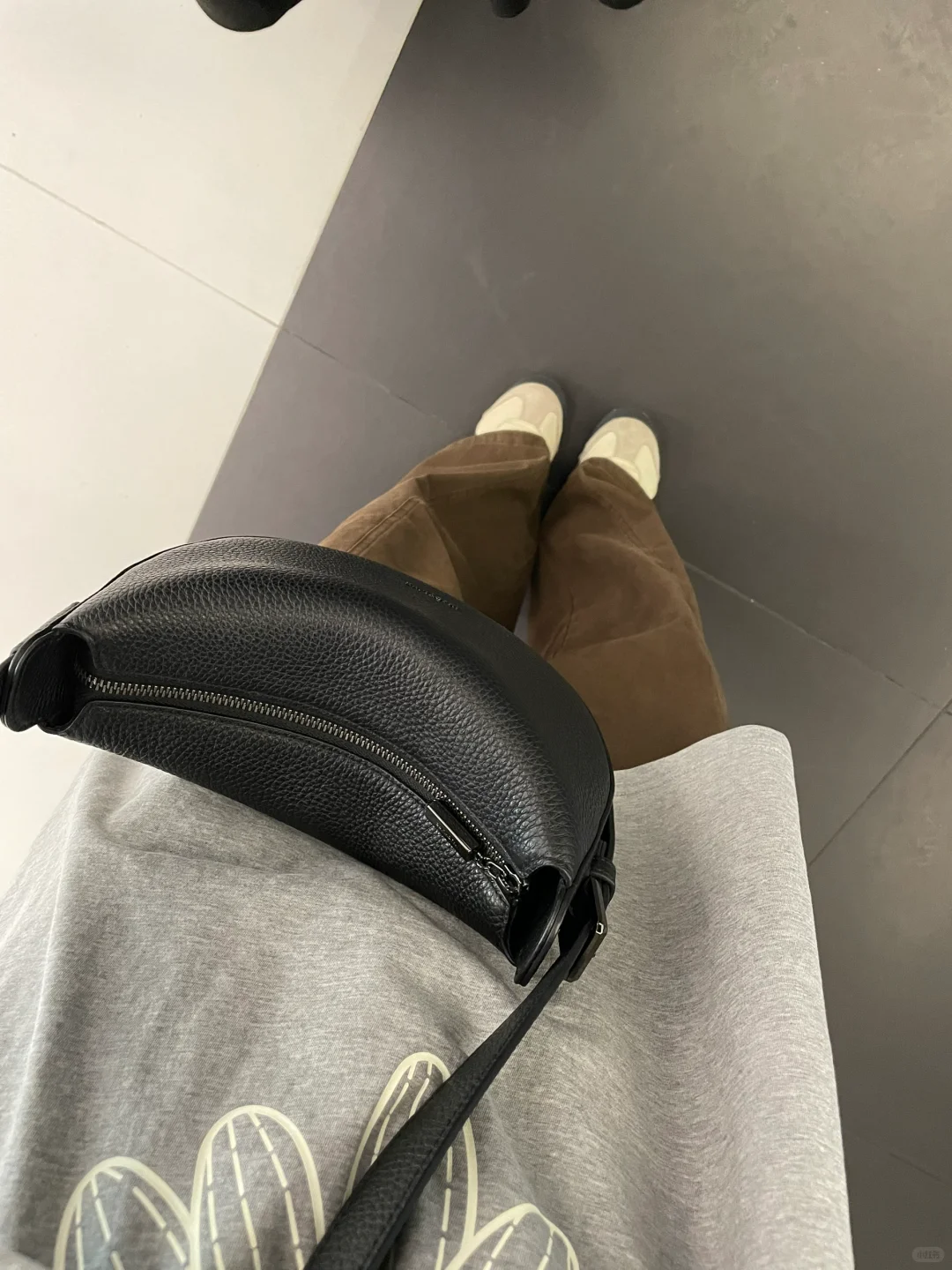 现在的工位都是这样的么？