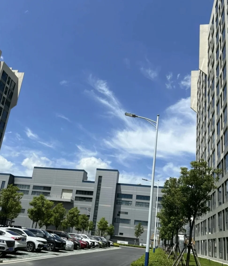 三星工厂直招！！！月入八千包吃住🌟🌟
