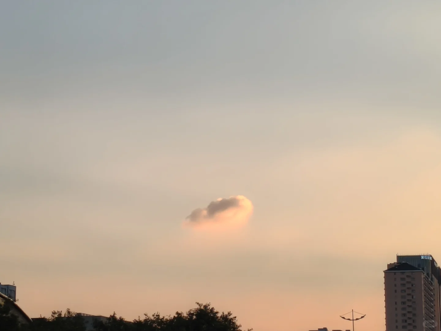 盆友！好的工作要不要？