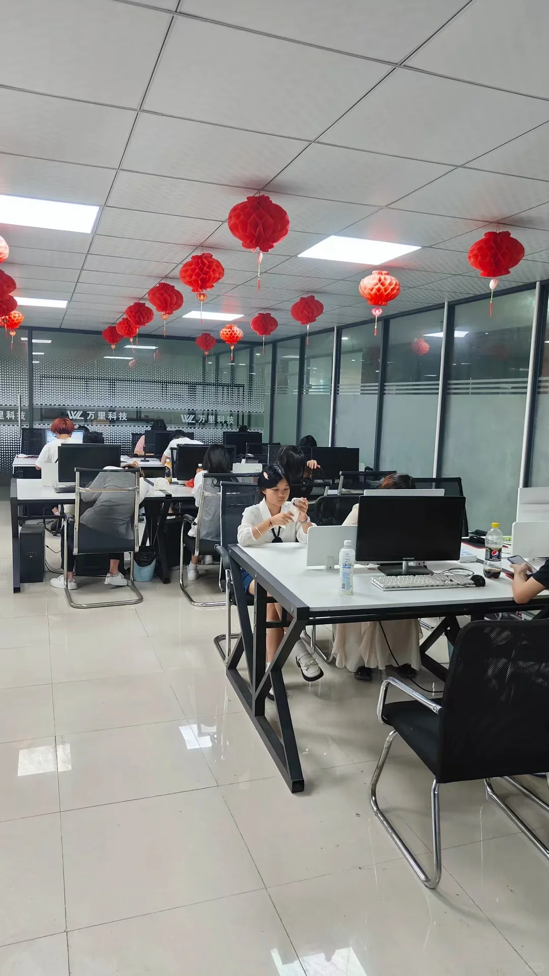 因公司发展迅速，急需扩展规模，特诚聘30名