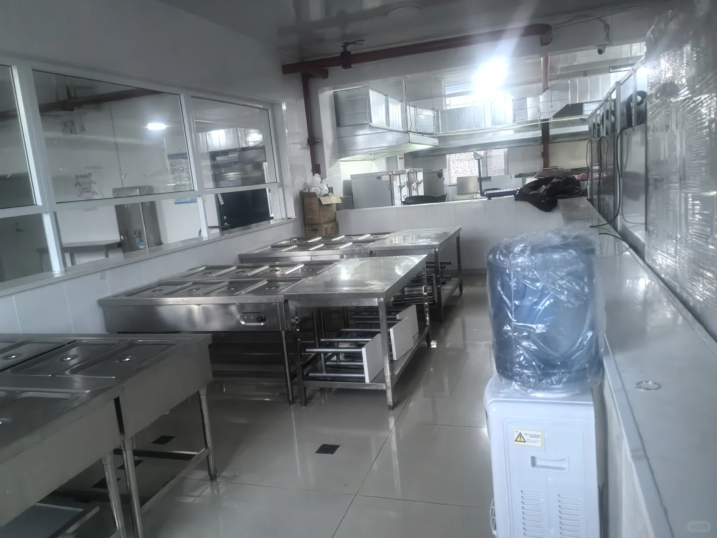 学校食堂后厨招切配大姐
