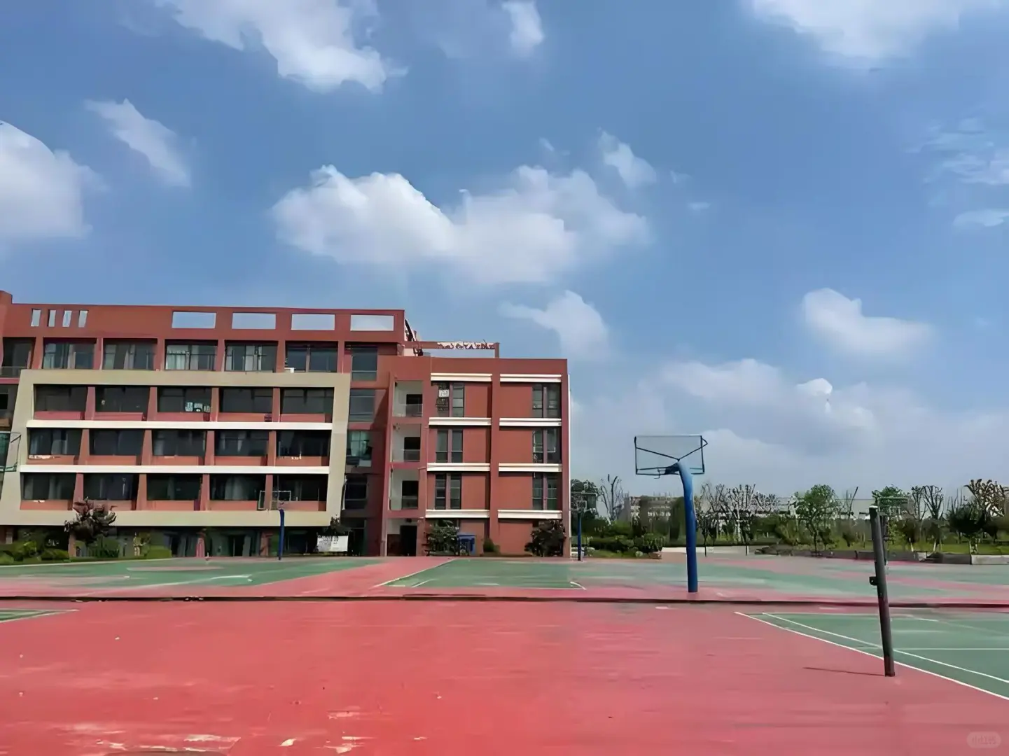 烟台某高级技工学校
