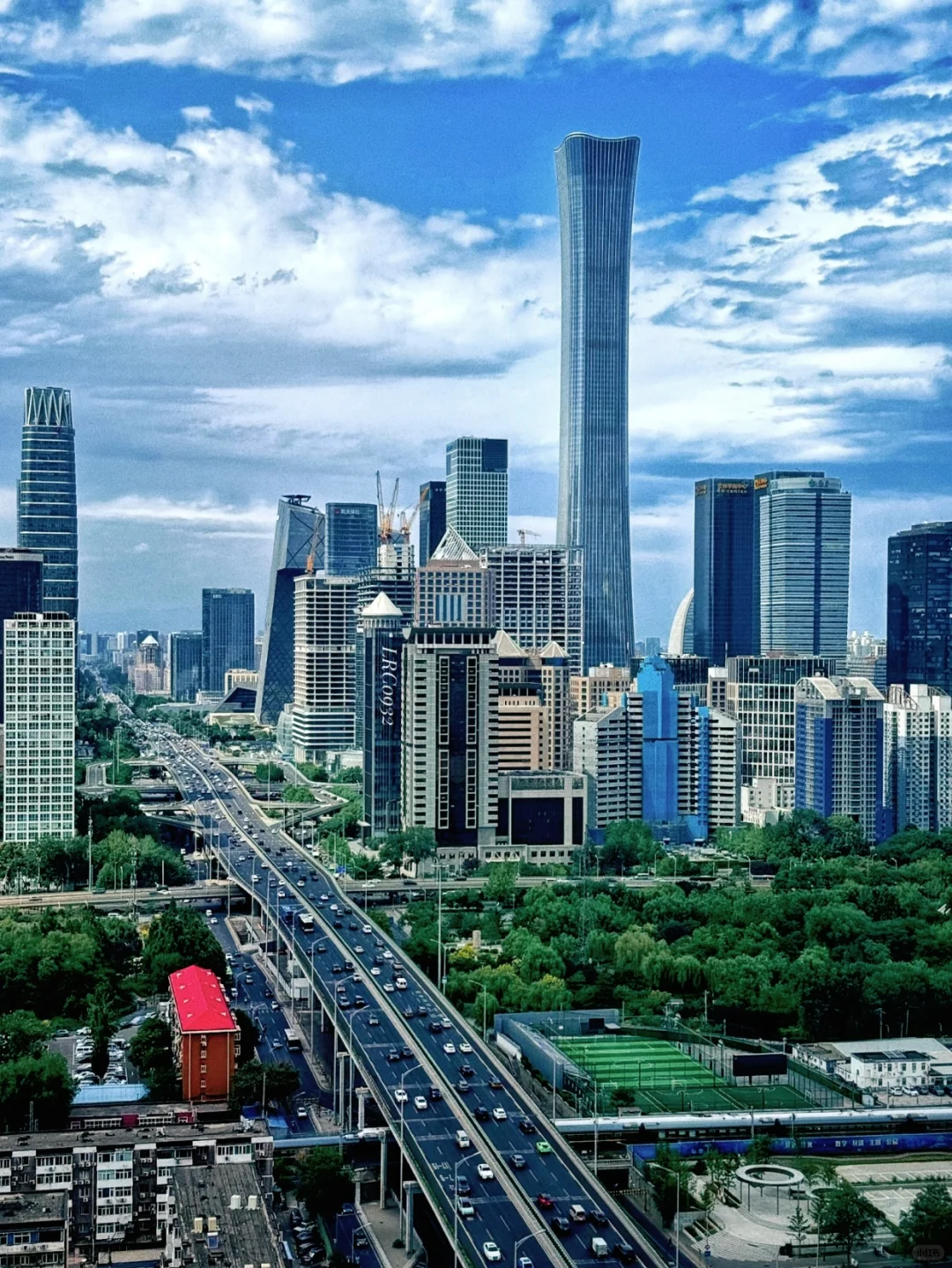 北京CBD商圈急聘设计师及学徒