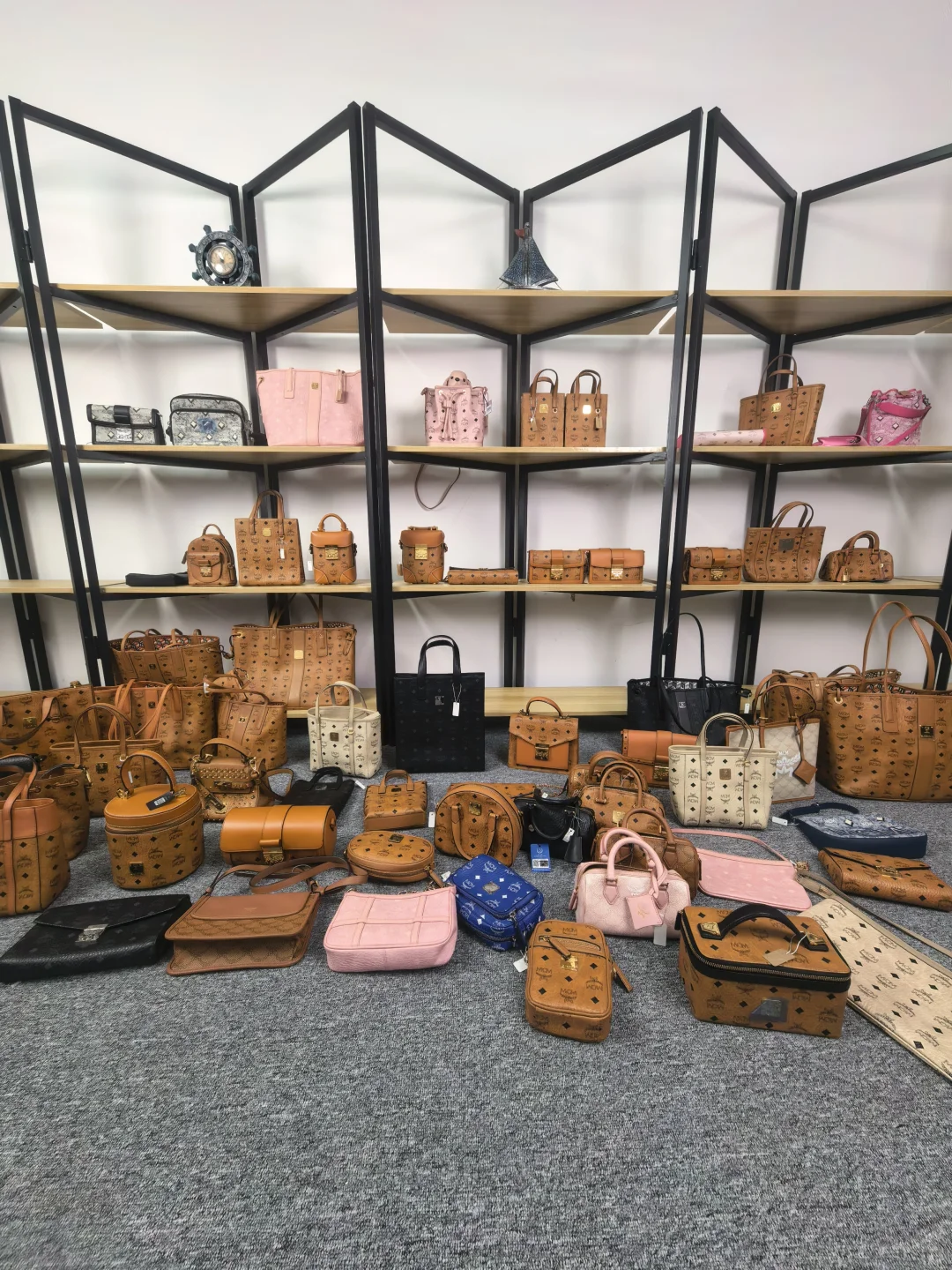 大同诚聘奢侈品主播！东信附近姐妹速来！