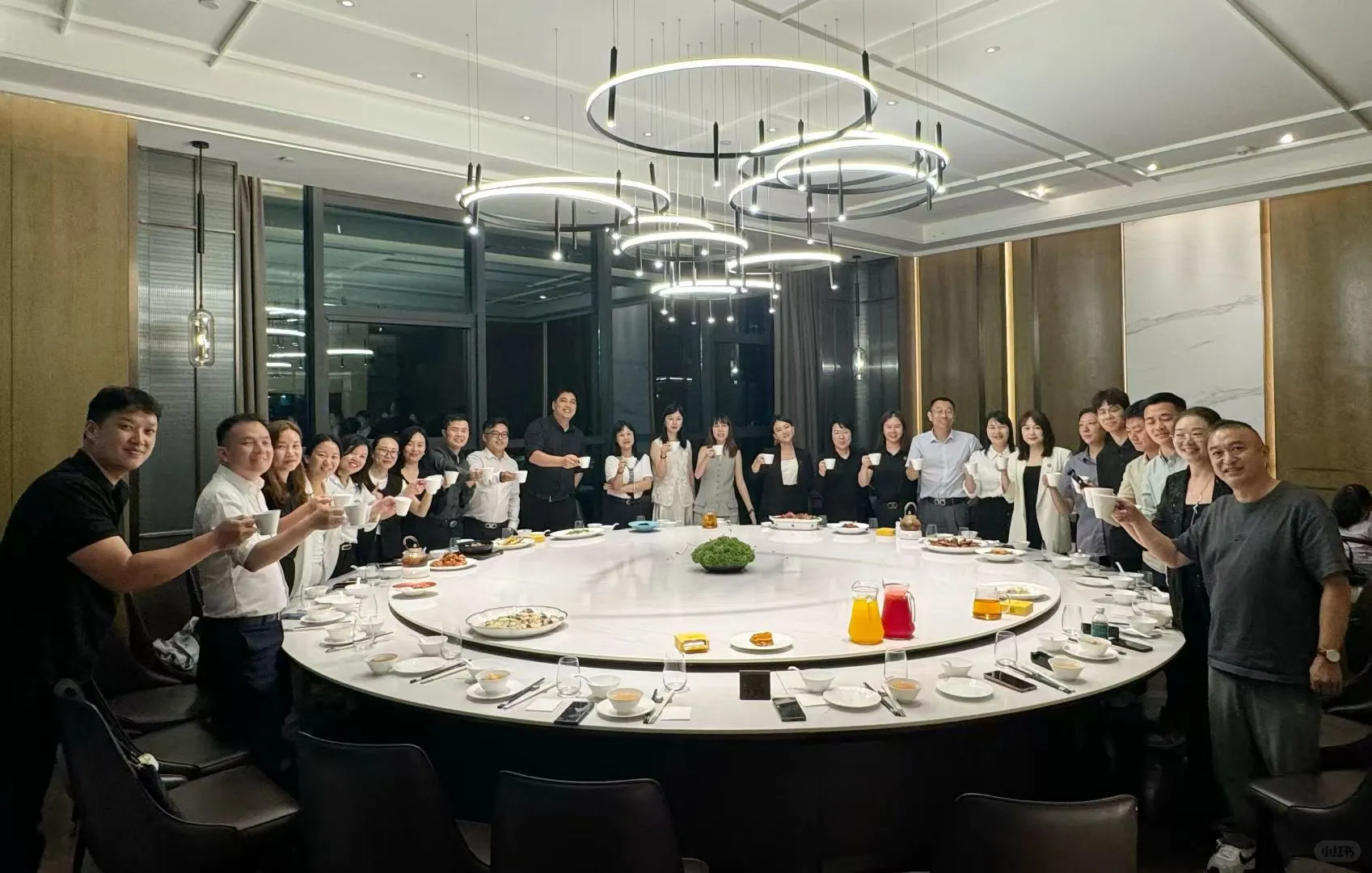 团队招人，唯一的缺点是在成都