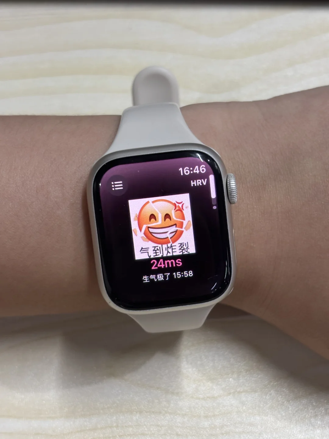学校招聘会千万别戴AppleWatch
