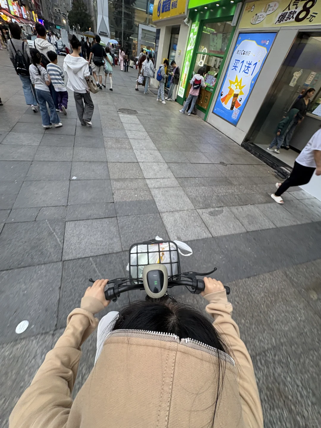 招聘会有万万人