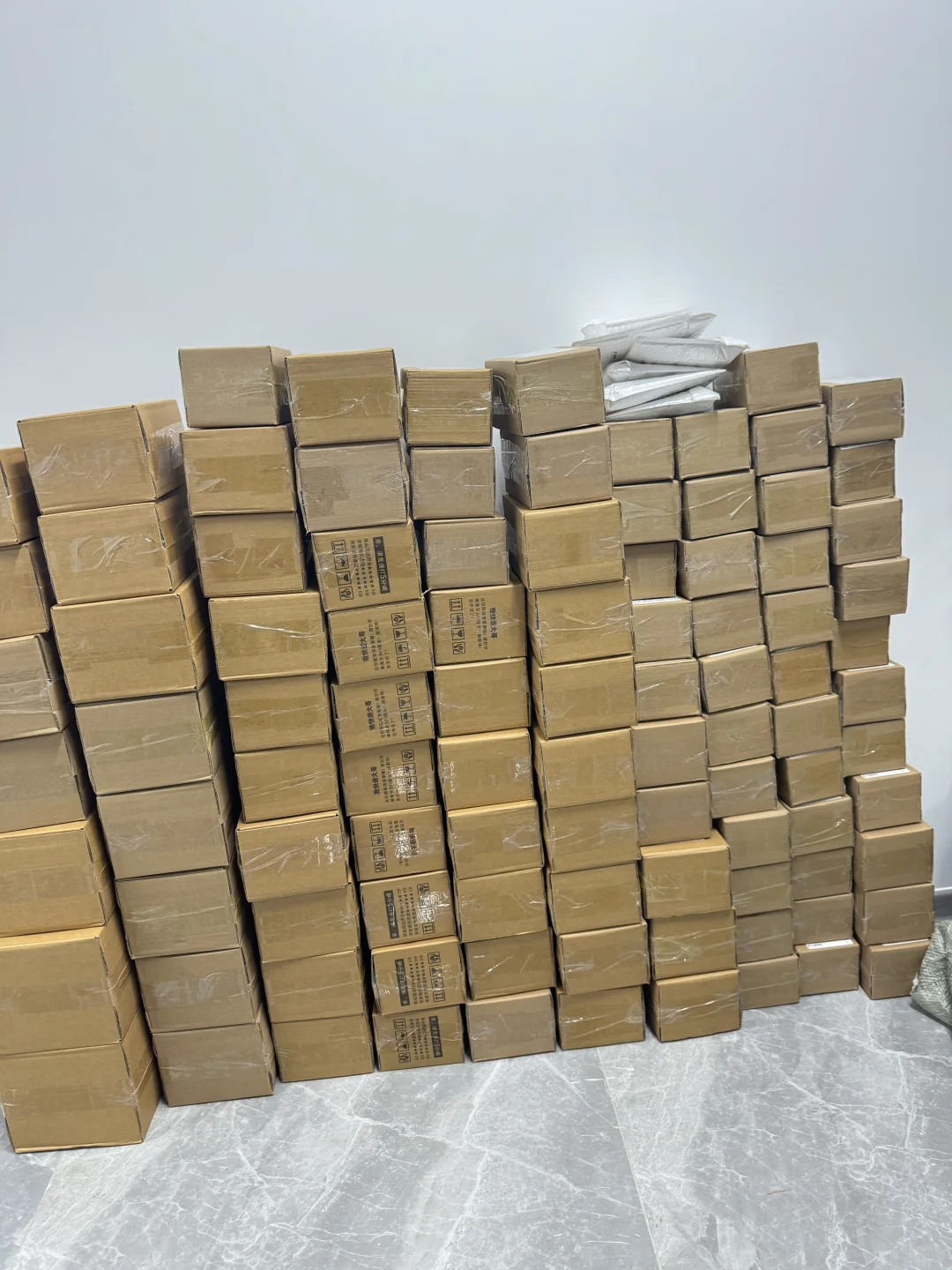 文登盲袋直播间月入十万