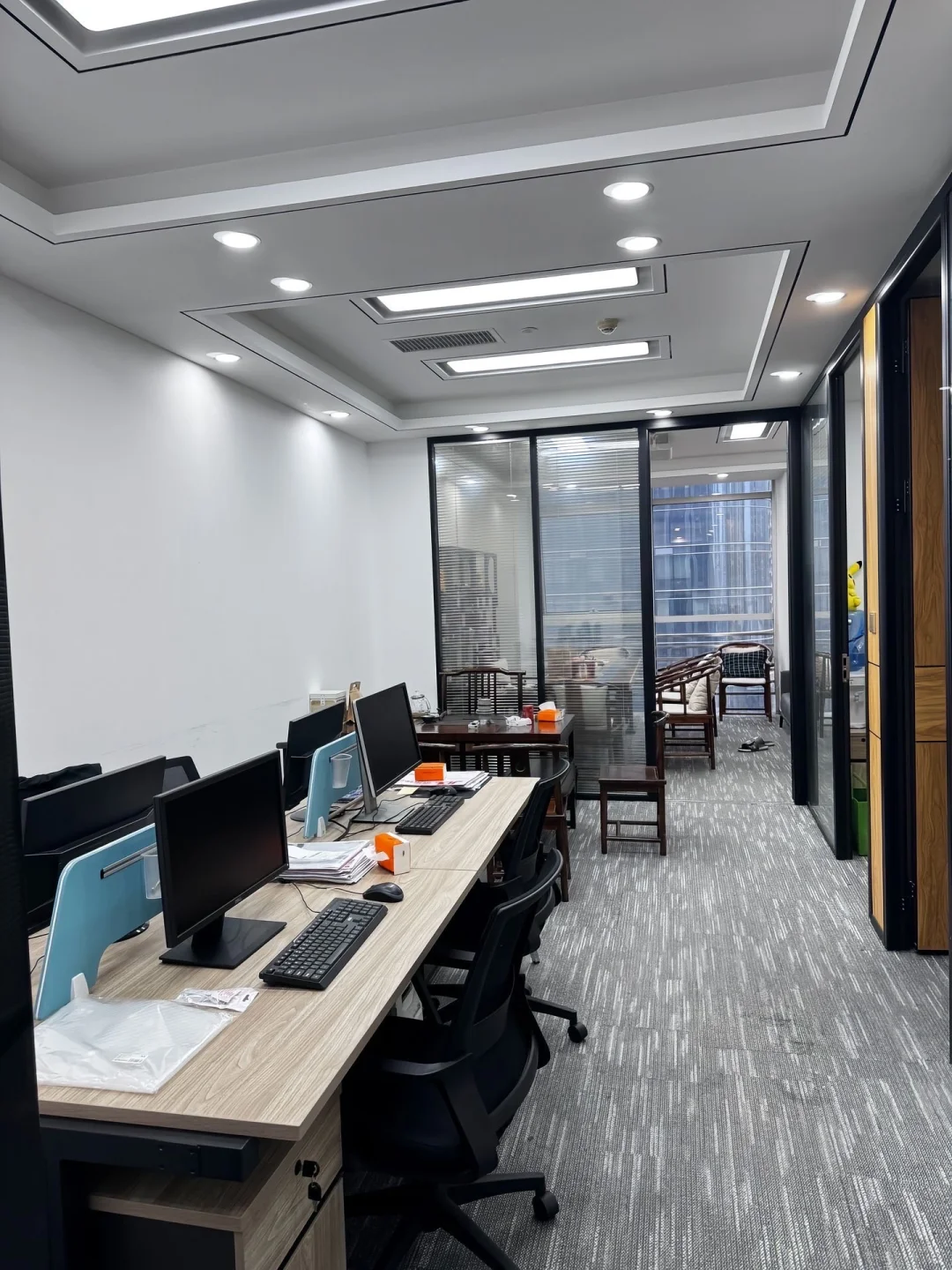 初创自媒体运营公司要人了，有人来不！