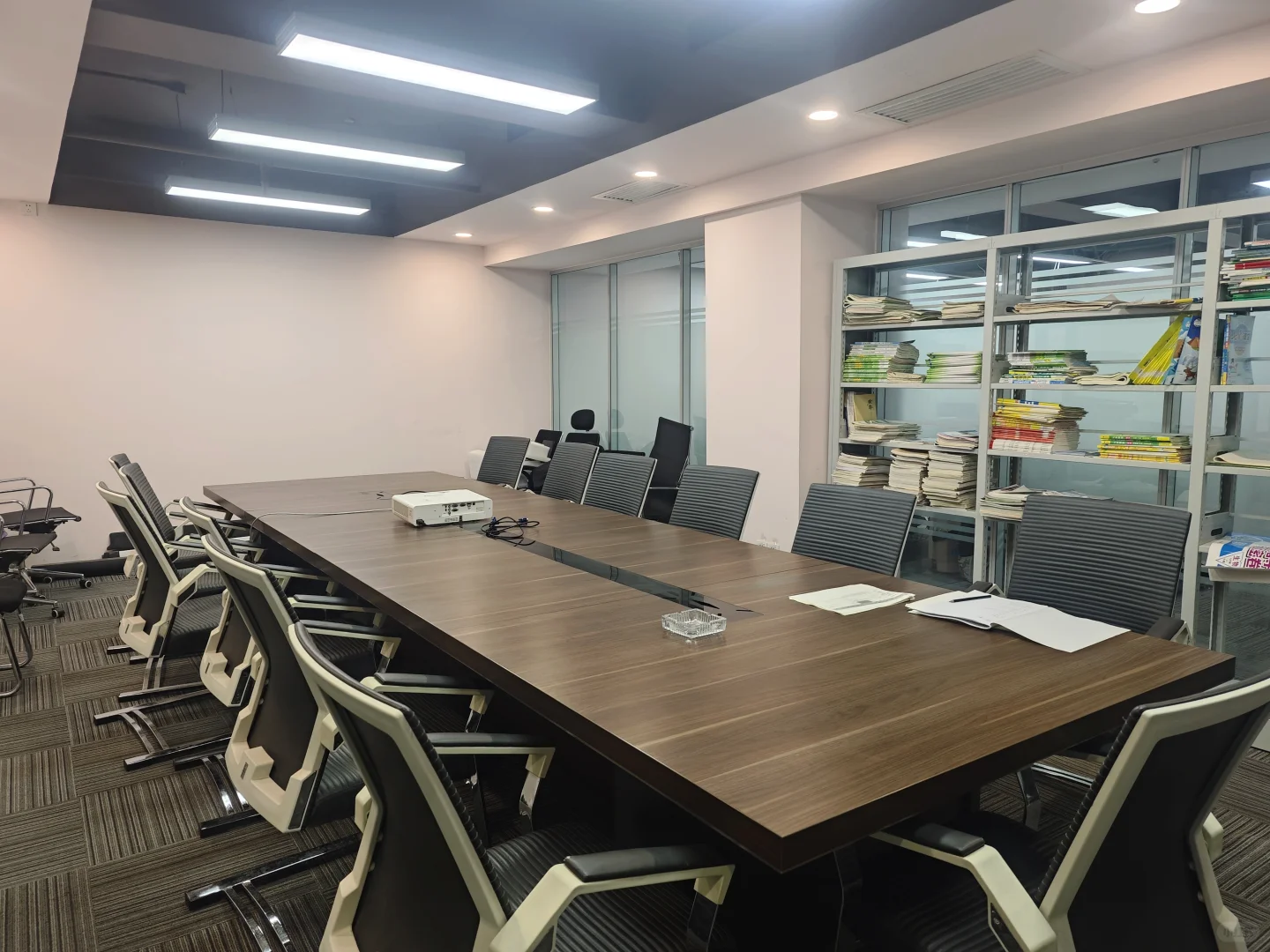 招数学编辑，物理编辑