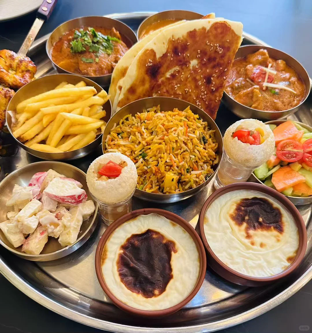 00后不谈恋爱不上班 死磕单身经济