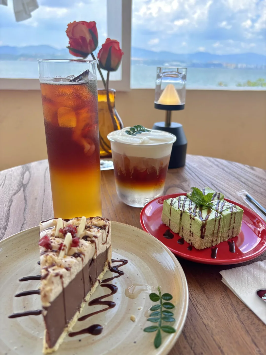 00后不谈恋爱不上班 死磕单身经济